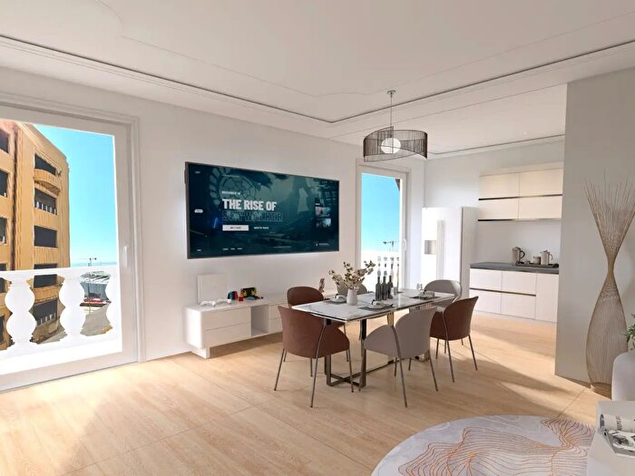 Appartamento quadrilocale in vendita in Corso Aurelio Saffi, Genova