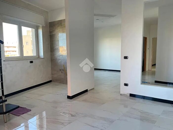 Appartamento quadrilocale in vendita in Via Lazio, Grottaglie