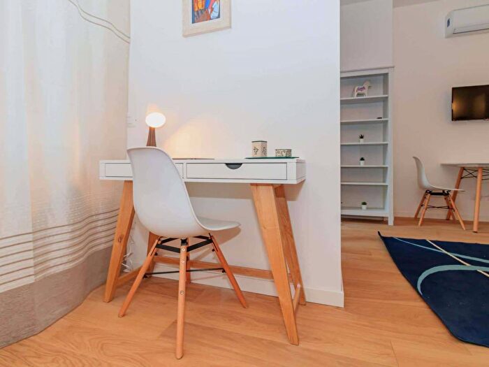 Appartamento bilocale in affitto in Via Guglielmo Silva, Monte Rosa Lotto, Milano