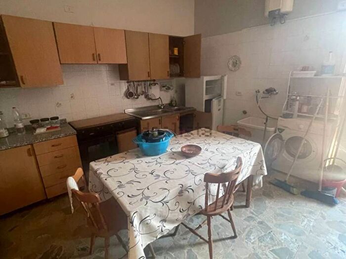 Appartamento trilocale in affitto in Via San Francesco D'Assisi SNC, Lentini