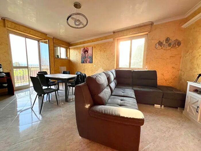 Appartamento con 7 locali in vendita in Via Silvio Pellico, San Severo