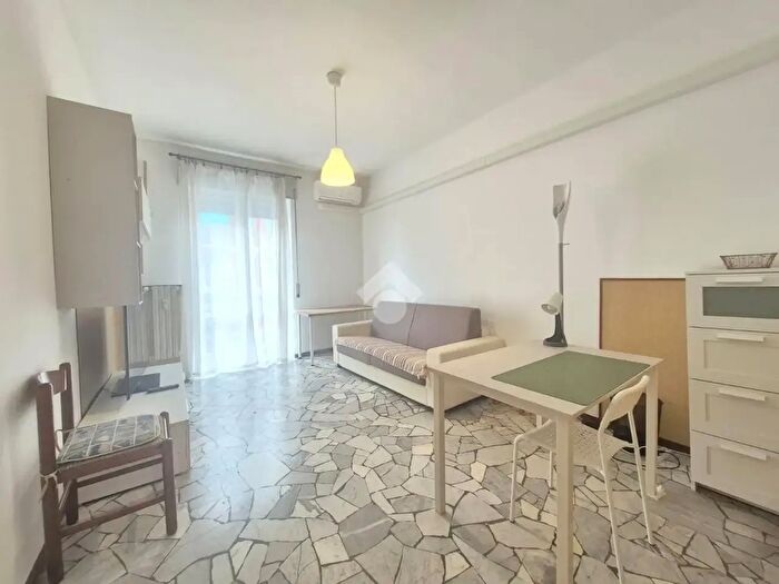 Appartamento bilocale in affitto in Via Tolmezzo, Milano