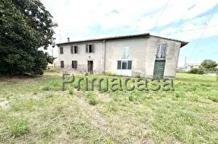 Casa con 10 locali in vendita in Via Nuvolé, Nogara