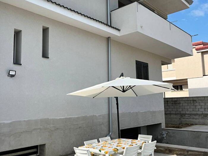 Appartamento quadrilocale in affitto in Via Flaminia, Cropani Marina, Cropani