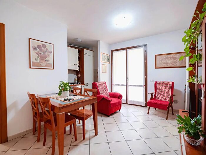 Appartamento trilocale in vendita in Via Aldo Moro, Campi Bisenzio