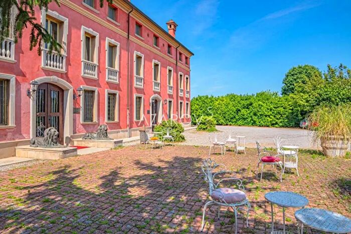 Case in Vendita e in Affitto - 3