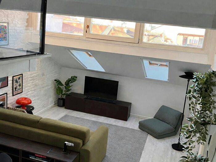 Appartamento monolocale in affitto in Via Castelfidardo, Moscova, Milano