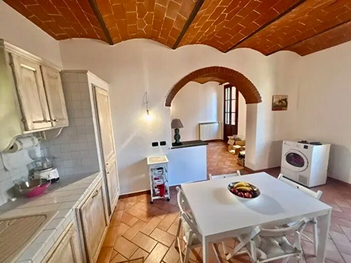 Casa quadrilocale in vendita in Vinci
