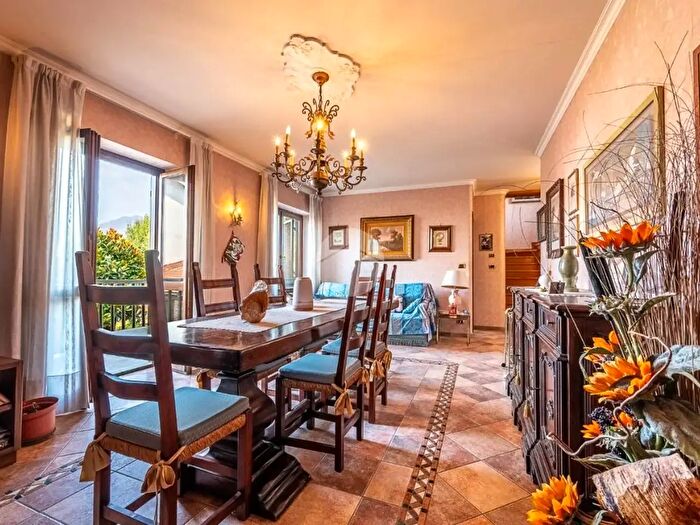 Casa con 5 locali in vendita in Via Stura, Villanova Canavese