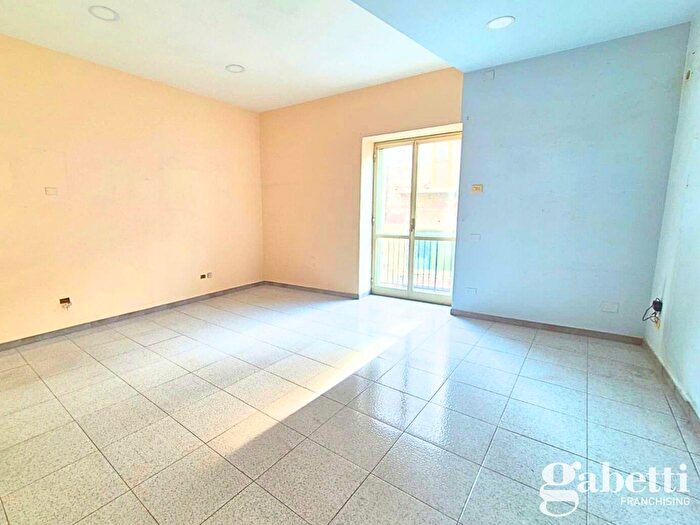 Appartamento trilocale in vendita in Via Pisa, Pomigliano DArco