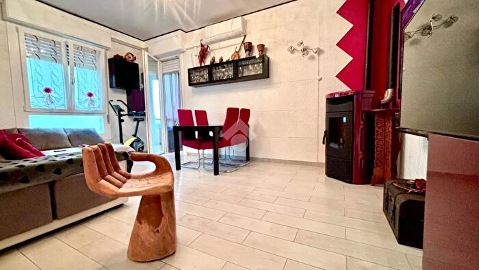 Appartamento quadrilocale in vendita in Via Prati, Rezzato