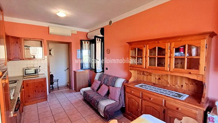 Appartamento bilocale in vendita in Piazza Bargagli, Sarteano