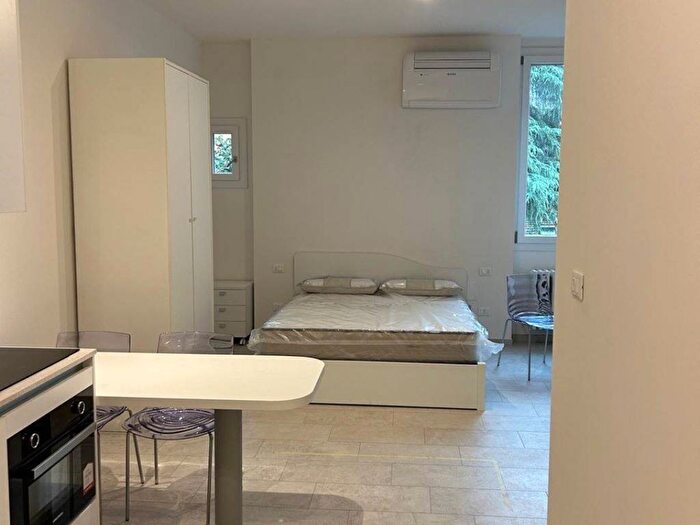 Appartamento monolocale in affitto in Via dell'Unione, San Vitale, Bologna