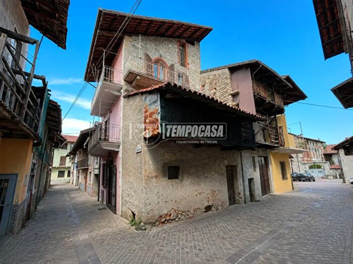 Casa trilocale in vendita in Salassa