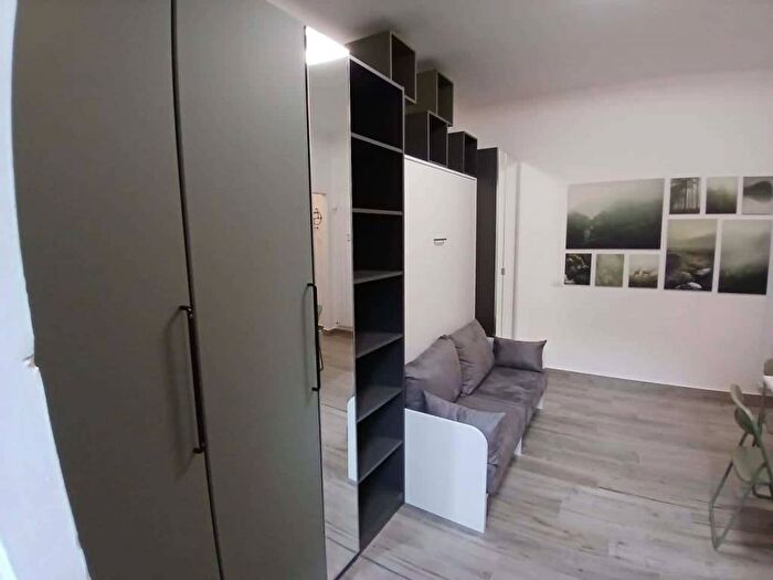 Appartamento monolocale in affitto in Viale Tunisia, Buenos Aires, Milano