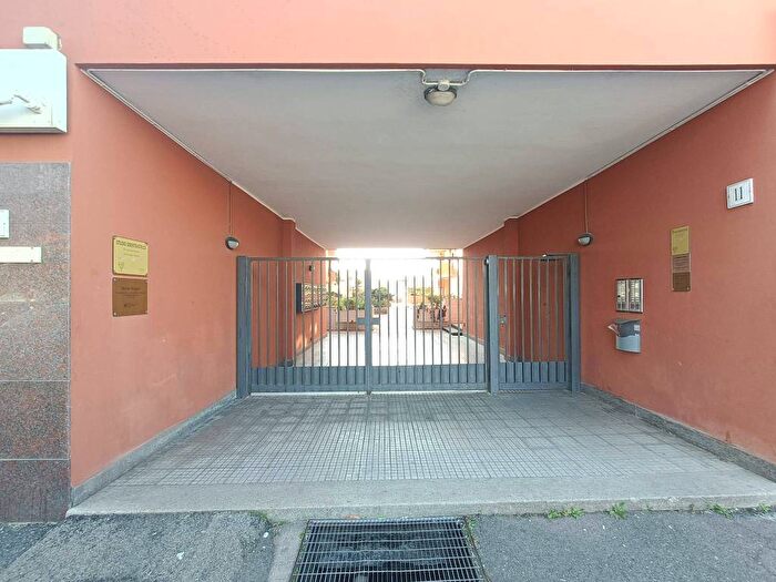 Appartamento trilocale in affitto in Via Borgo Ticino, Casalotti, Roma