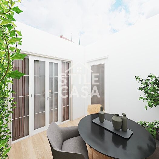 Appartamento con 8 locali in vendita in Montecatini Terme