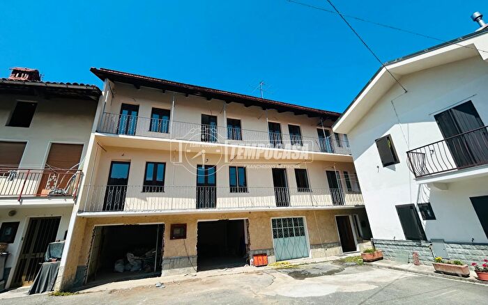 Appartamento trilocale in vendita in Vicolo del Pozzo, Giaveno