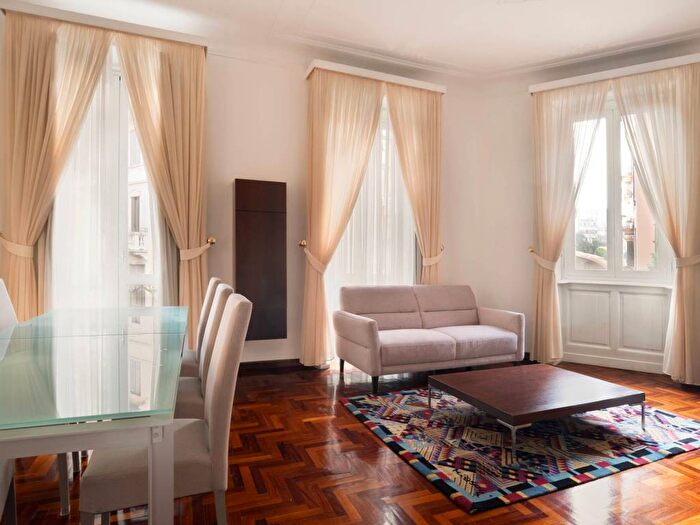 Appartamento bilocale in affitto in Via della Braida, Quadronno Crocetta, Milano