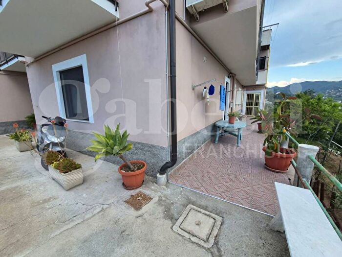 Appartamento trilocale in affitto in VIA DELLA QUERCIA, Stadio Pontepiccolo, Catanzaro
