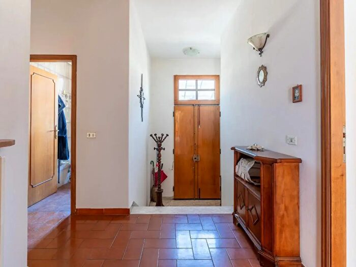 Casa con 6 locali in vendita in O Carlo Castellani, Empoli