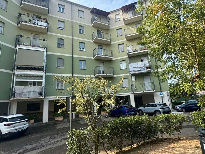 Appartamento quadrilocale in vendita in Piazzale Nino Bixio, Asti