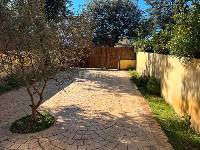 Casa con 6 locali in affitto in Viale Stella Marina, Anzio