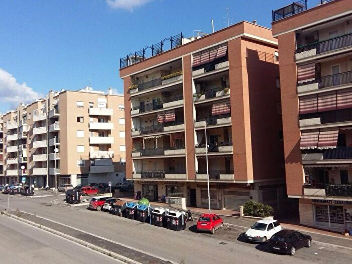 Appartamento bilocale in affitto in Via Raoul Chiodelli, Ponte di Nona, Roma