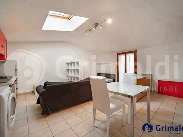 Appartamento monolocale in affitto in Viale Ortles, Milano