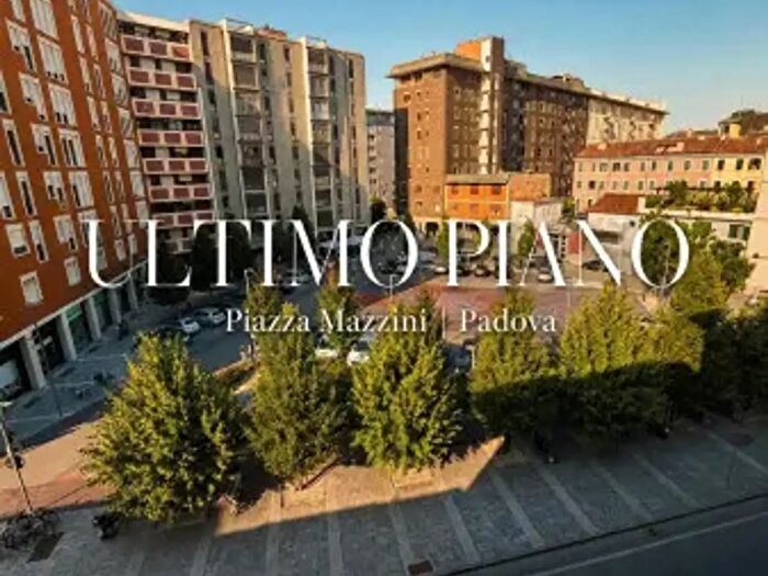 Appartamento con 5 locali in vendita in Via Trieste, Padova