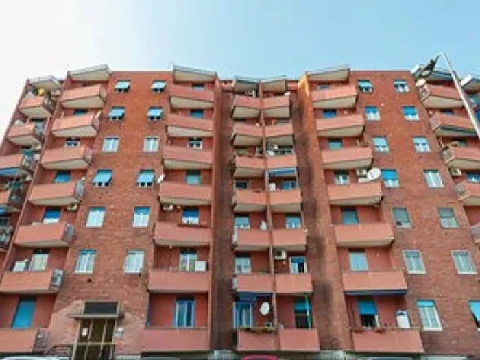 Appartamento trilocale in vendita in Via Palmanova, Milano