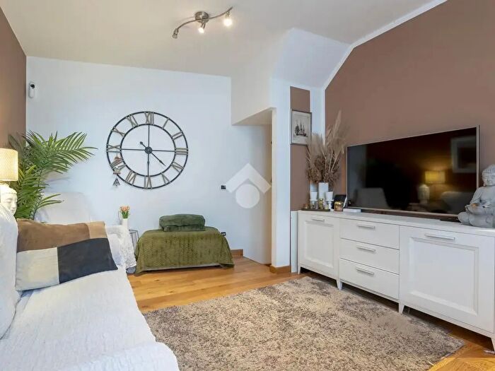 Appartamento quadrilocale in vendita in Via Mannelli, Firenze