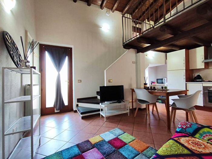 Appartamento monolocale in affitto in Via Roma, Villongo