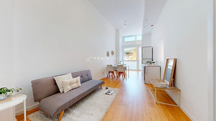 Appartamento bilocale in vendita in Via Clitumno, Milano