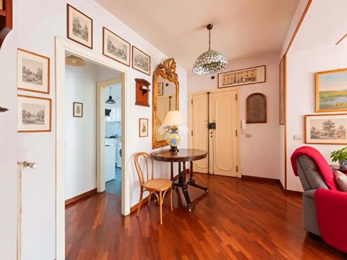 Appartamento trilocale in vendita in Via Capocci Gaetano Maestro, Roma