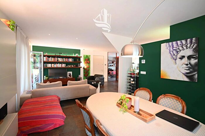 Appartamento quadrilocale in vendita in Via Laurin, Merano