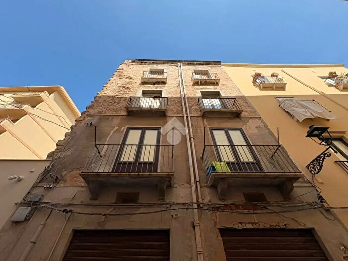 Appartamento con 6 locali in vendita in Via Giuseppe Verdi, Trapani