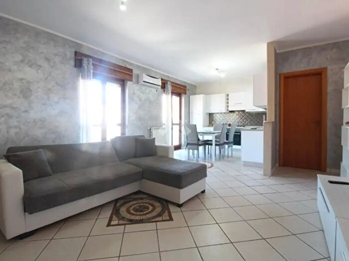 Appartamento trilocale in vendita in Via Malagenia, Agropoli