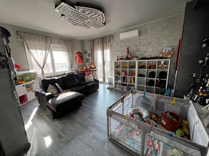 Appartamento quadrilocale in vendita in Via Gioacchino Rossini, Monte San Giusto