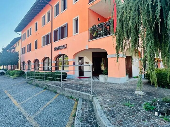 Appartamento quadrilocale in vendita in Via Guglielmo Marconi, Pavia Di Udine