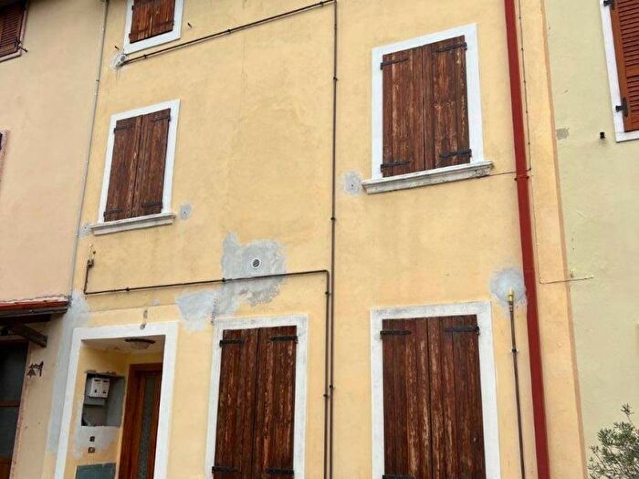 Appartamento trilocale in affitto in Valeggio sul Mincio