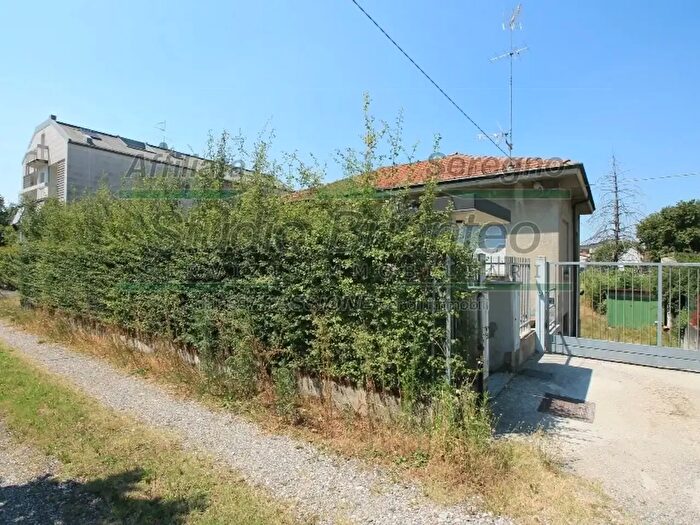 Case in Vendita e in Affitto - 3