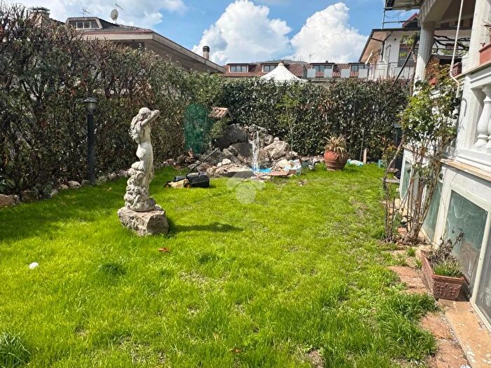 Casa quadrilocale in vendita in Via dei Paracadutisti, Avezzano