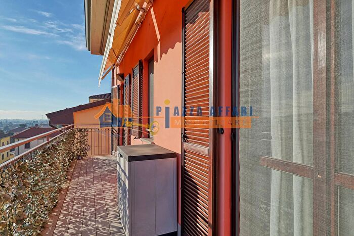 Appartamento bilocale in vendita in Via Matteotti, Cavaria Con Premezzo