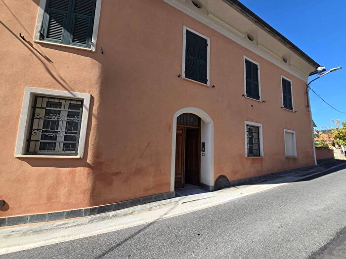 Appartamento con 5 locali in affitto in Via Capitolo, Capitolo Costa, Onzo