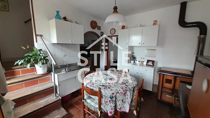 Casa quadrilocale in vendita in Pozzeveri, Altopascio