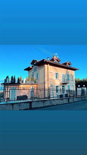 Appartamento trilocale in vendita in Stresa Vedasco, Stresa