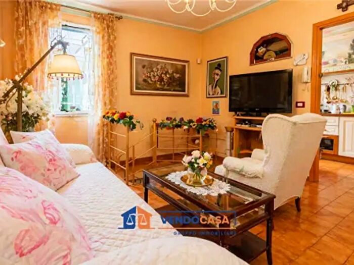 Appartamento con 5 locali in vendita in Via Caramagna, Imperia