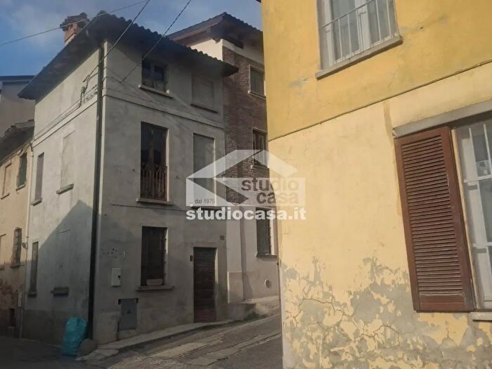 Casa bilocale in vendita in Via Buttirago, Vistarino
