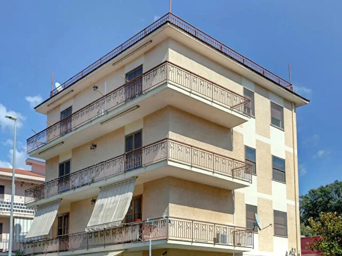 Appartamento bilocale in vendita in Via Gelasio Caetani, Latina